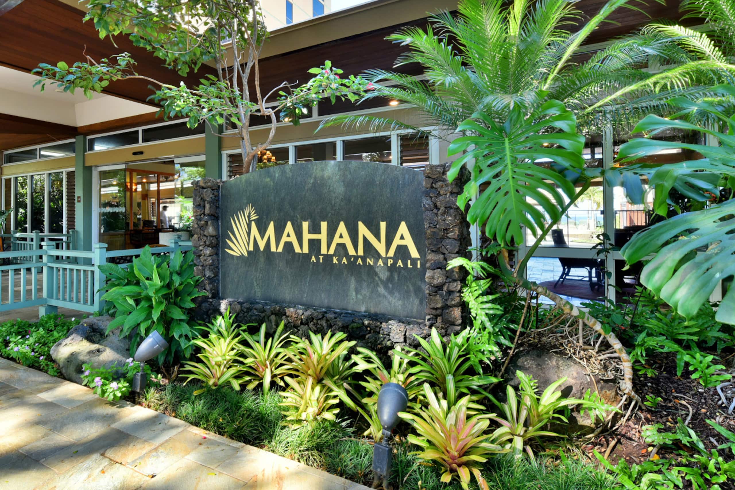 Condo in Lahaina · ★4.97 · 1 bedroom · 2 beds · 1 bath - Image 45