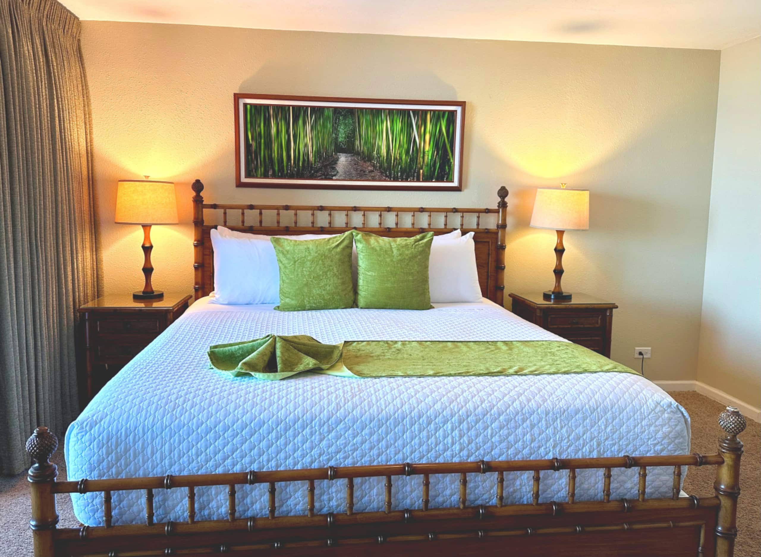 Condo in Lahaina · ★4.97 · 1 bedroom · 2 beds · 1 bath - Image 14