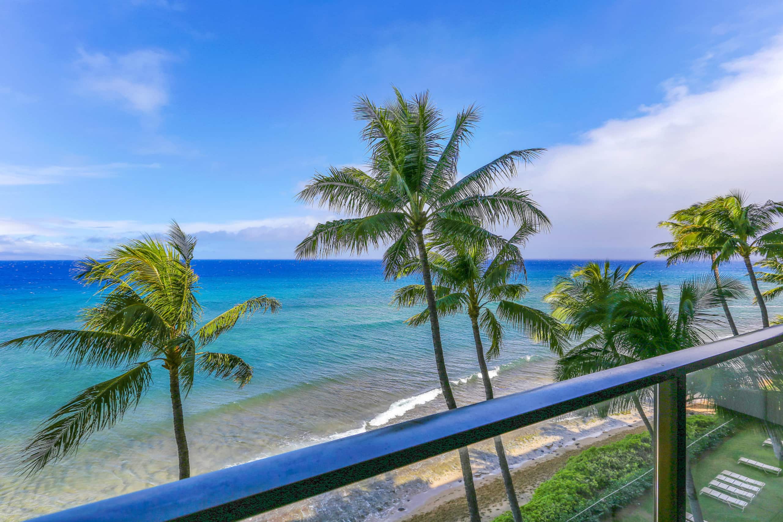 Condo in Lahaina · ★4.97 · 1 bedroom · 2 beds · 1 bath - Image 21