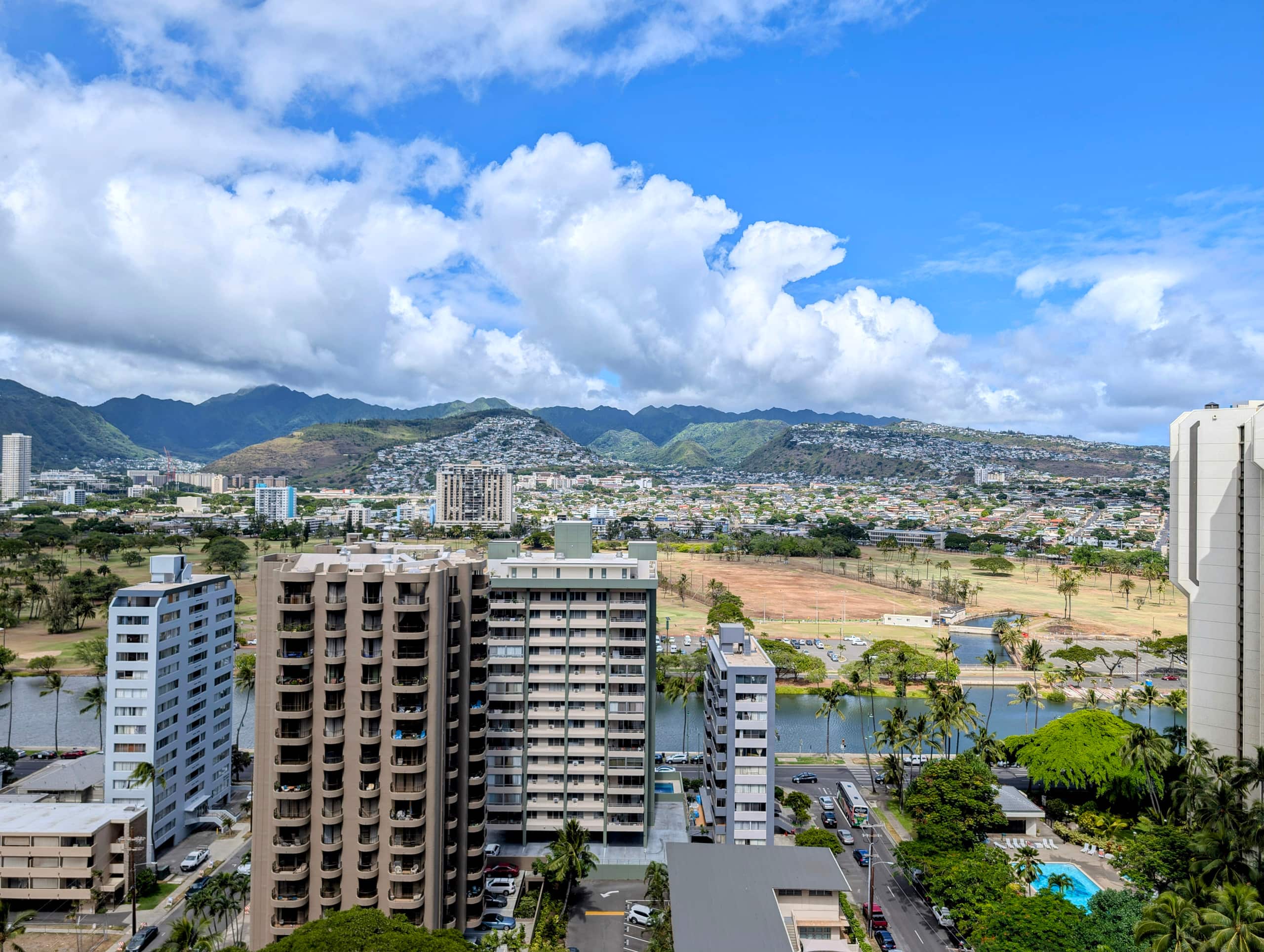 Condo in Honolulu · ★4.97 · 1 bedroom · 3 beds · 1 private bath - Image 19