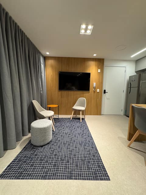 Top performing Airbnb: Spacious studio with pool in Auxiliadora