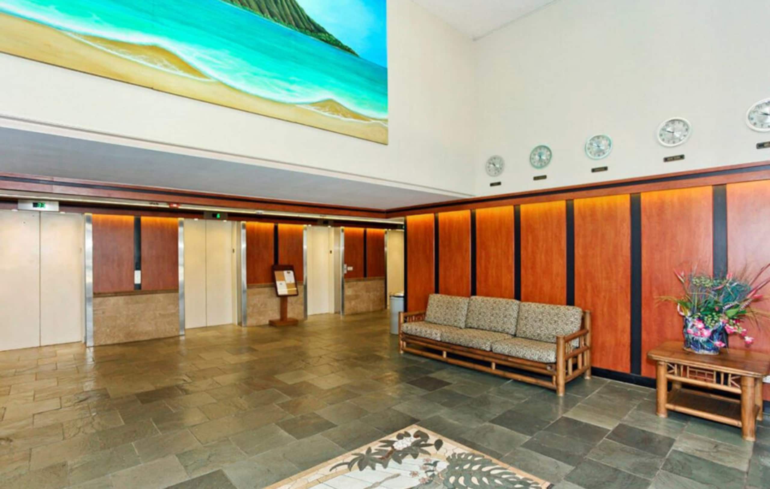 Condo in Honolulu · ★4.84 · 1 bedroom · 4 beds · 1 private bath - Image 80
