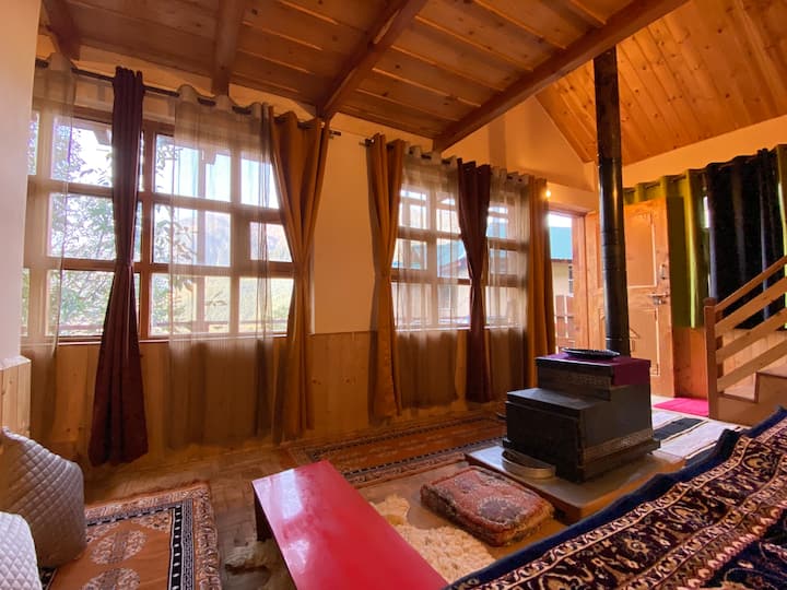 The Pine Perch ~Himalayan Wooden Cabin~ - 