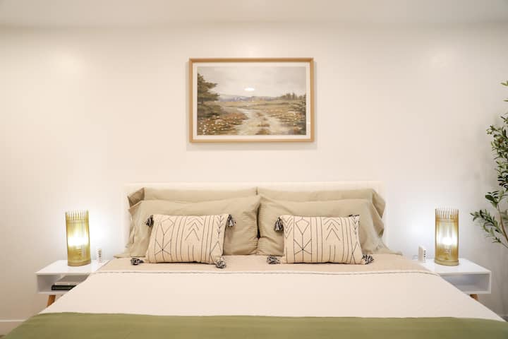 Après une longue journée de shopping et de promenade dans le pays des Amish, rentrez chez vous dans un lit confortable! Notre matelas Amish a été fabriqué localement et nous avons reçu de nombreuses demandes pour savoir où l'acheter.