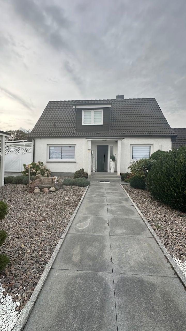 Vacation home "Achterhus" for families & home office