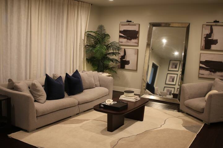 New urban 3 bedroom 2 bath. gallery image 2