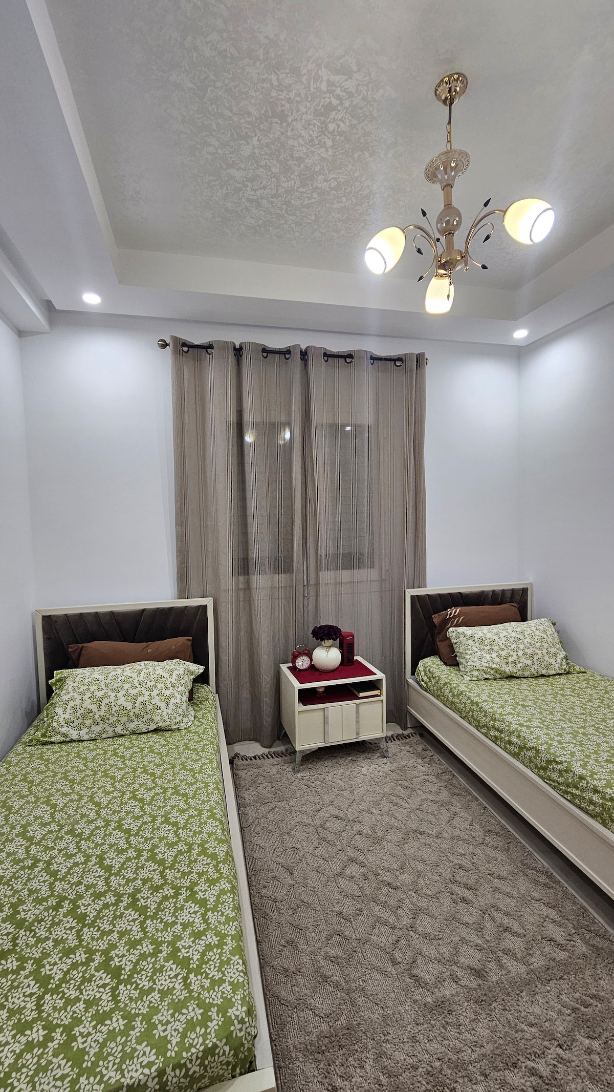 غرفة النوم 2