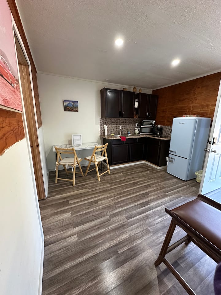 Cozy Guesthouse Getaway - Christopher Creek, AZ