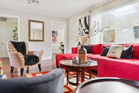 Cozy 4 Bedroom West Hartford House