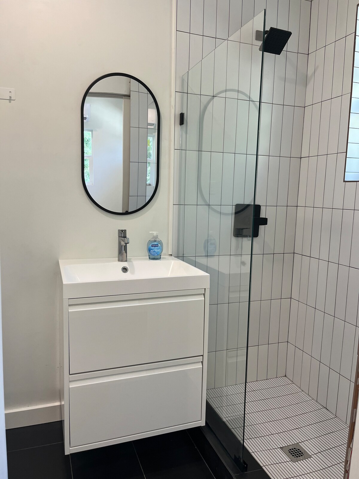 Cozy Clarksville One-bedroom