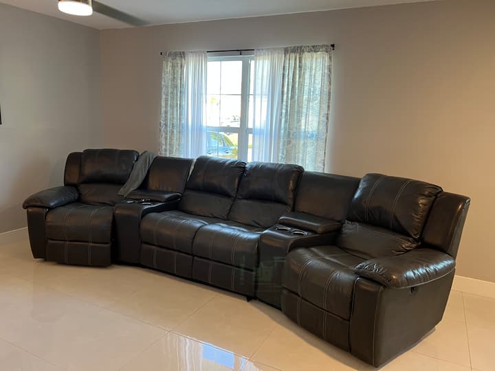 Private Paradise: Pool, Bbq, And Fire Pit - Port Charlotte, FL