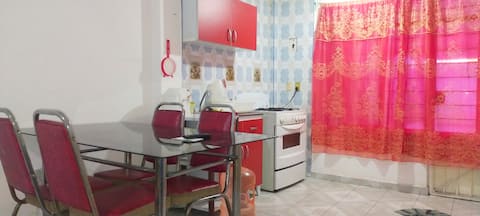 Top Airbnb: Red Garnet Accommodation in Iztapalapa