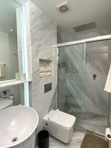 Casa AndAle – Luxury Stay with Stunning Views gallery image 5