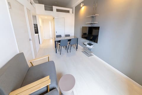 Opened in December 2024 / Hakata / Tenjin / 5pax