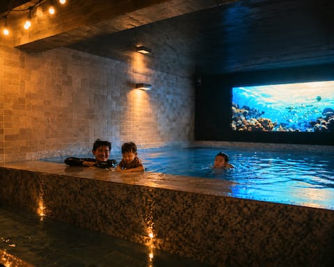 City Point, a romantic pool villa in the city center