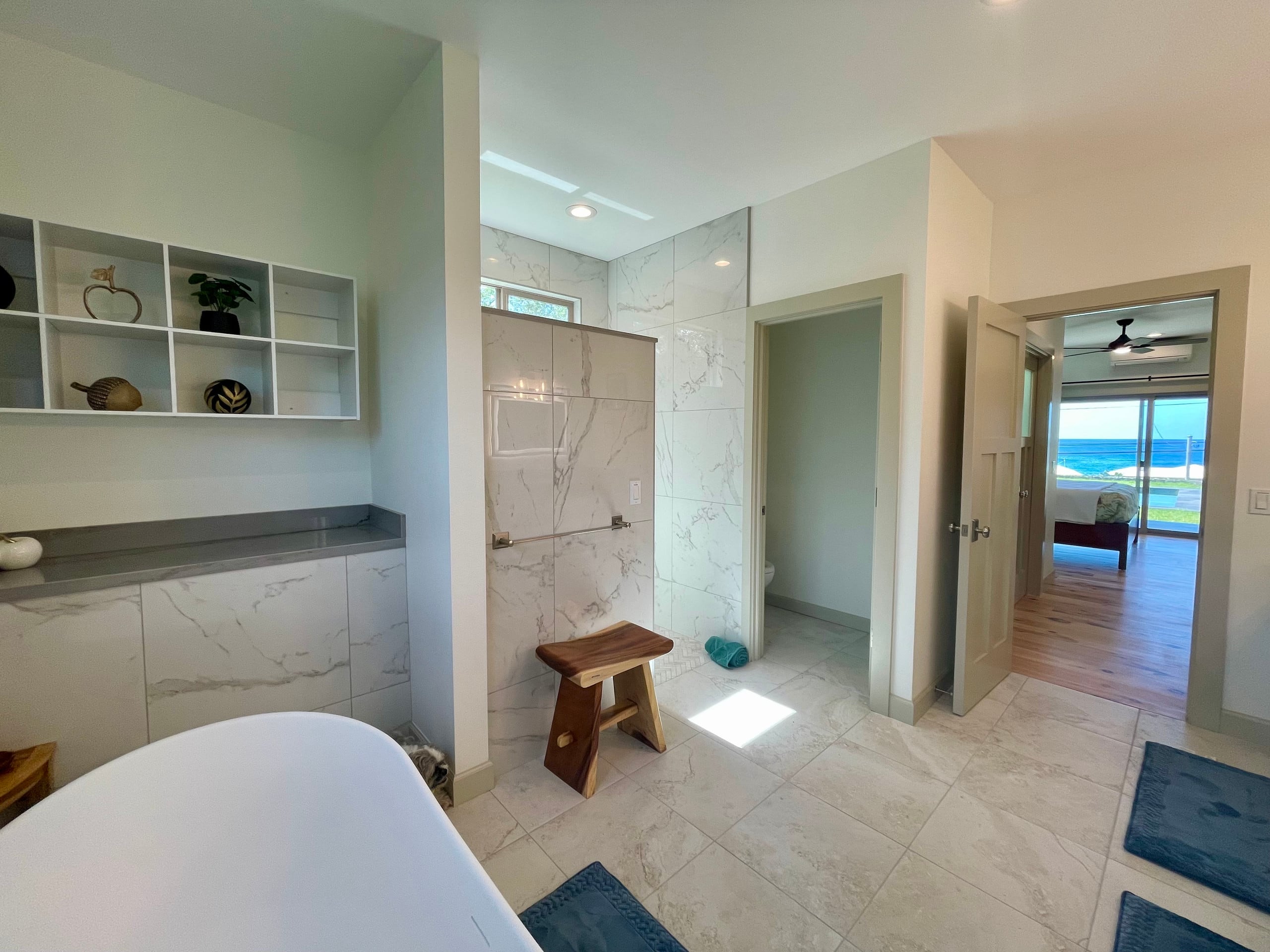 Home in Kailua-Kona · ★4.97 · 6 bedrooms · 12 beds · 5 baths - Image 126