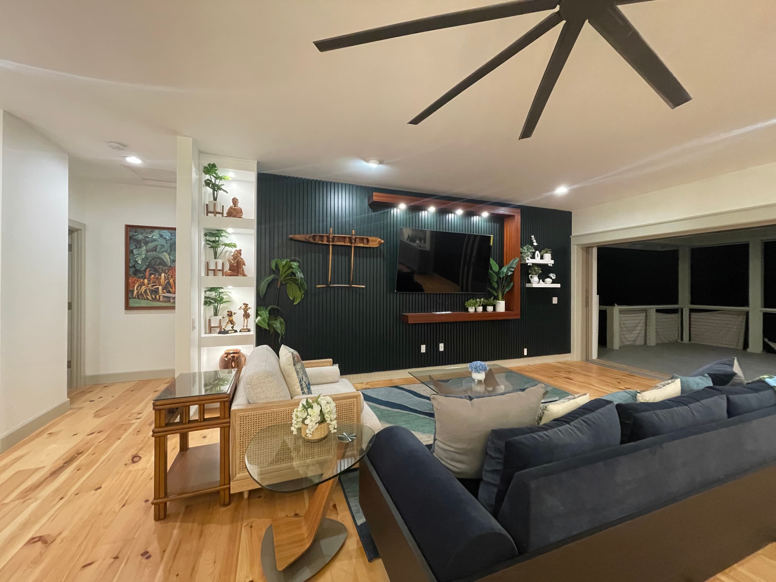 Home in Kailua-Kona · ★4.97 · 6 bedrooms · 12 beds · 5 baths - Image 18