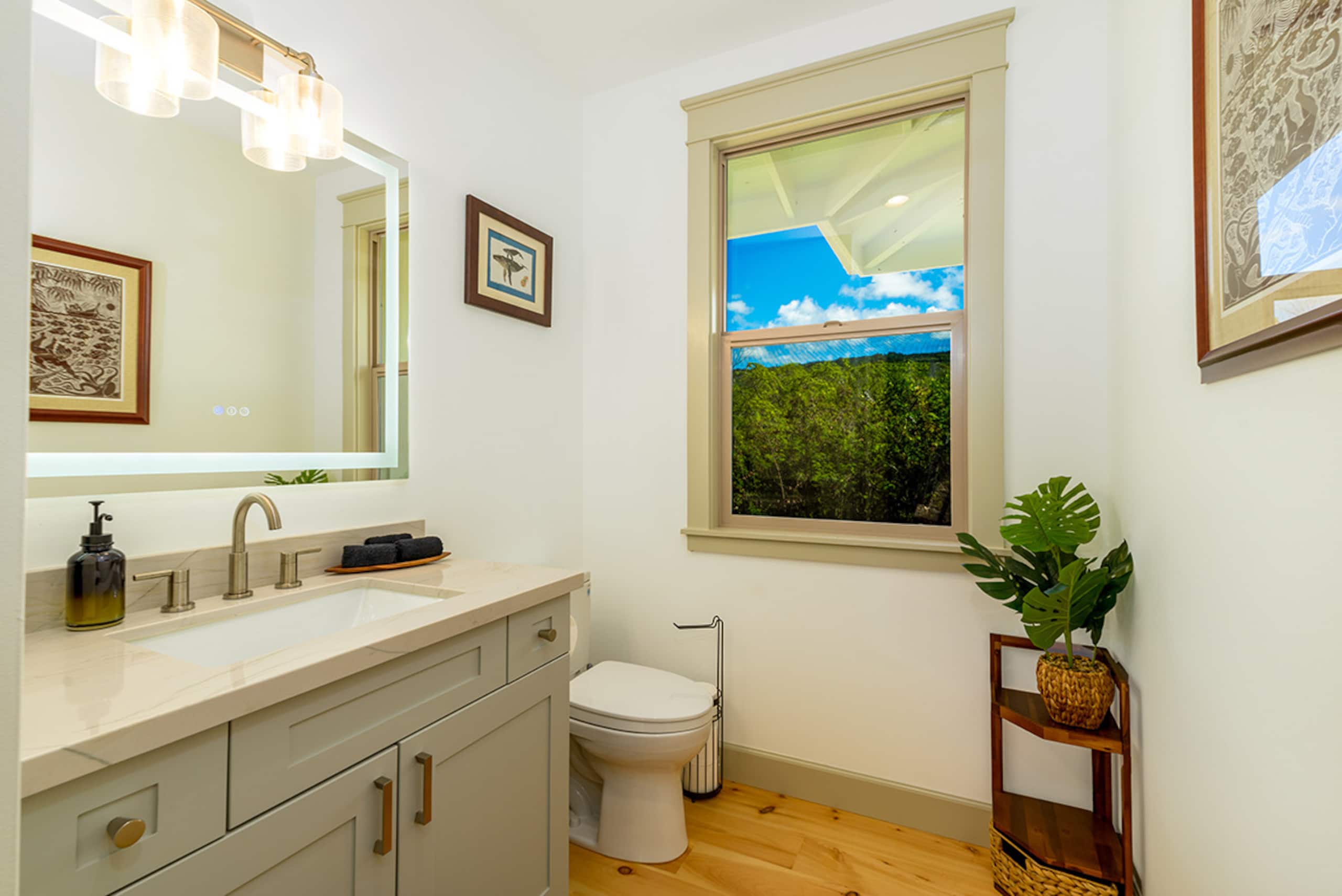 Home in Kailua-Kona · ★4.97 · 6 bedrooms · 12 beds · 5 baths - Image 70
