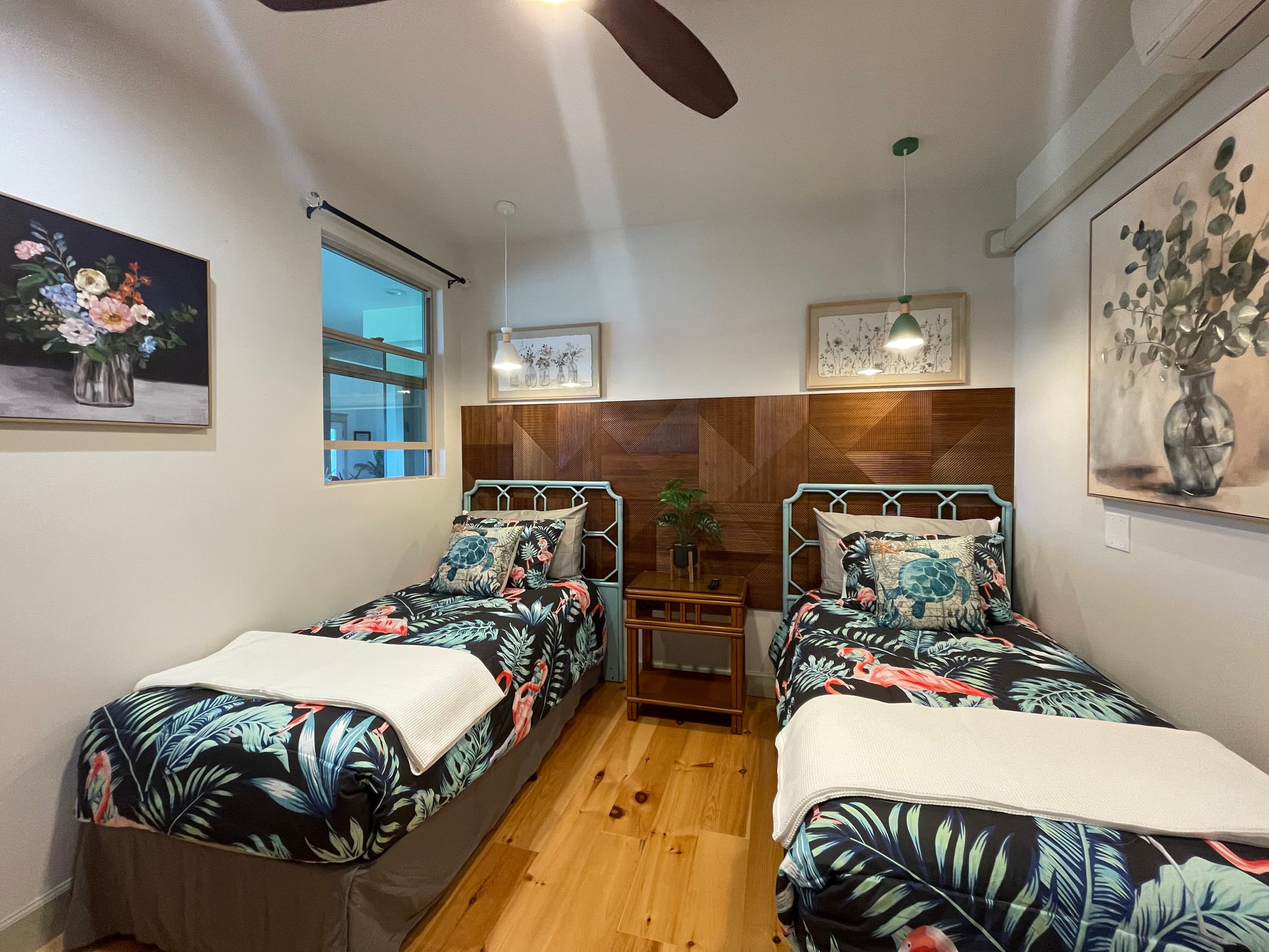 Home in Kailua-Kona · ★4.97 · 6 bedrooms · 12 beds · 5 baths - Image 57