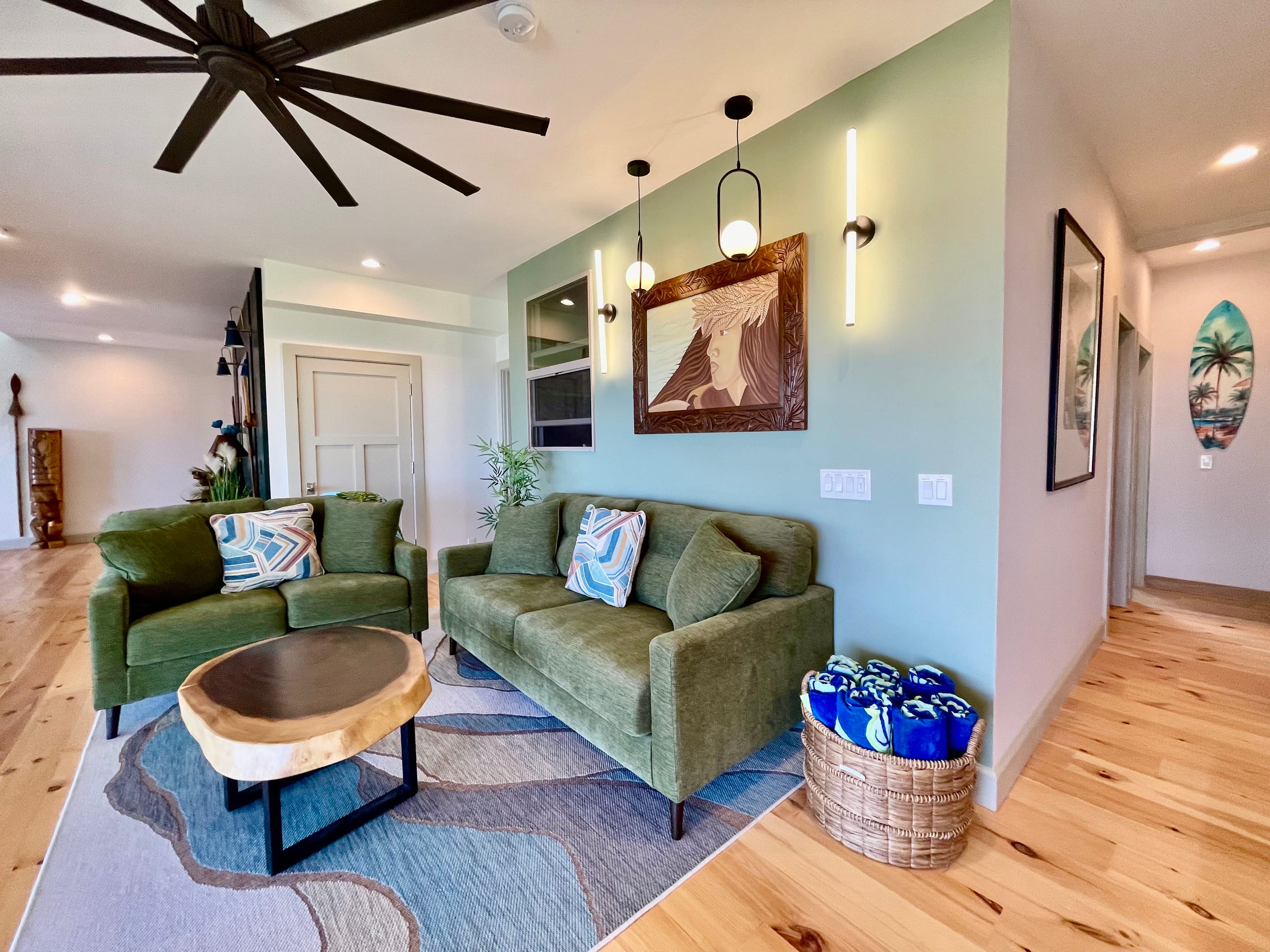 Home in Kailua-Kona · ★4.97 · 6 bedrooms · 12 beds · 5 baths - Image 24