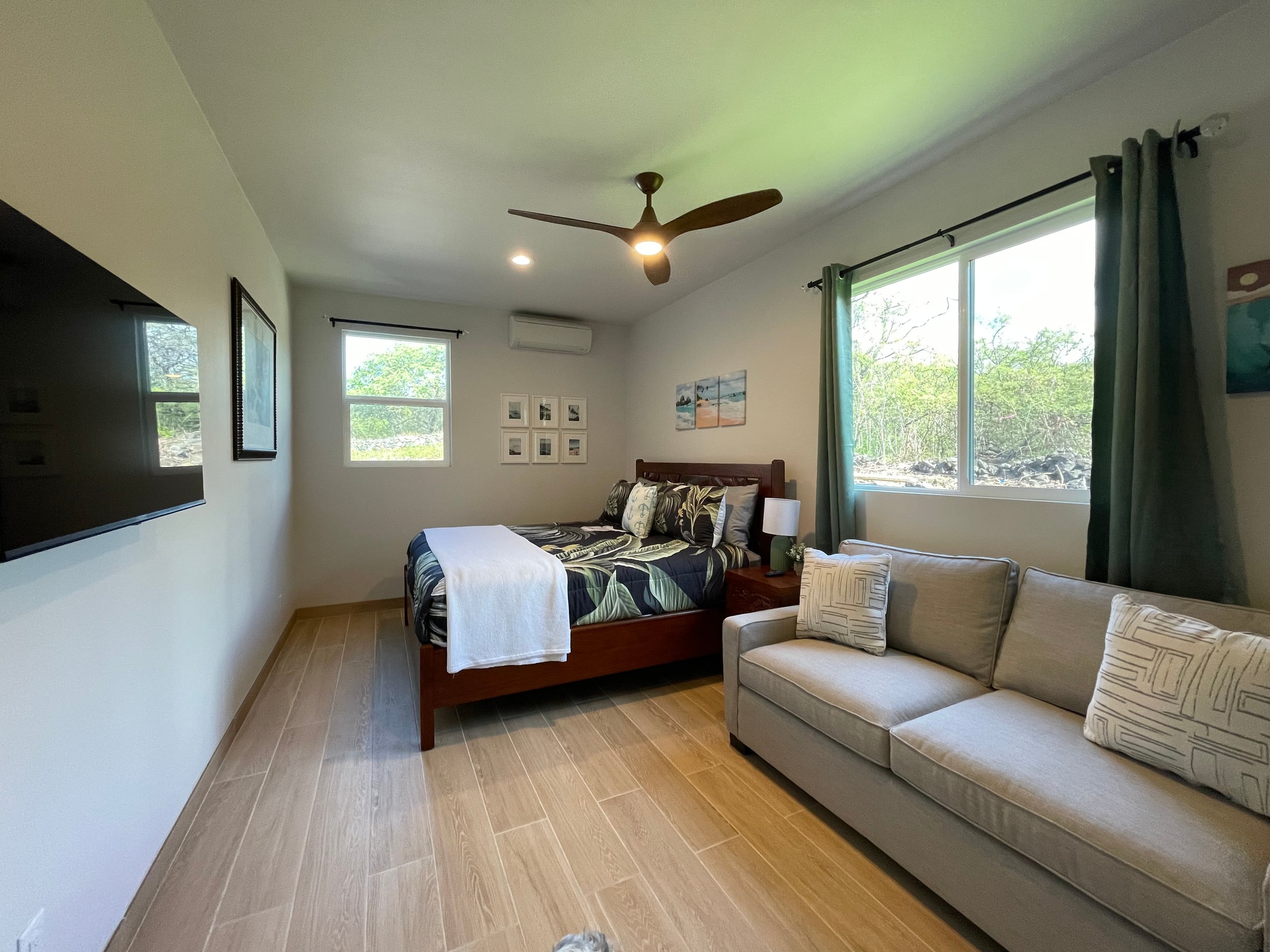 Home in Kailua-Kona · ★4.97 · 6 bedrooms · 12 beds · 5 baths - Image 53