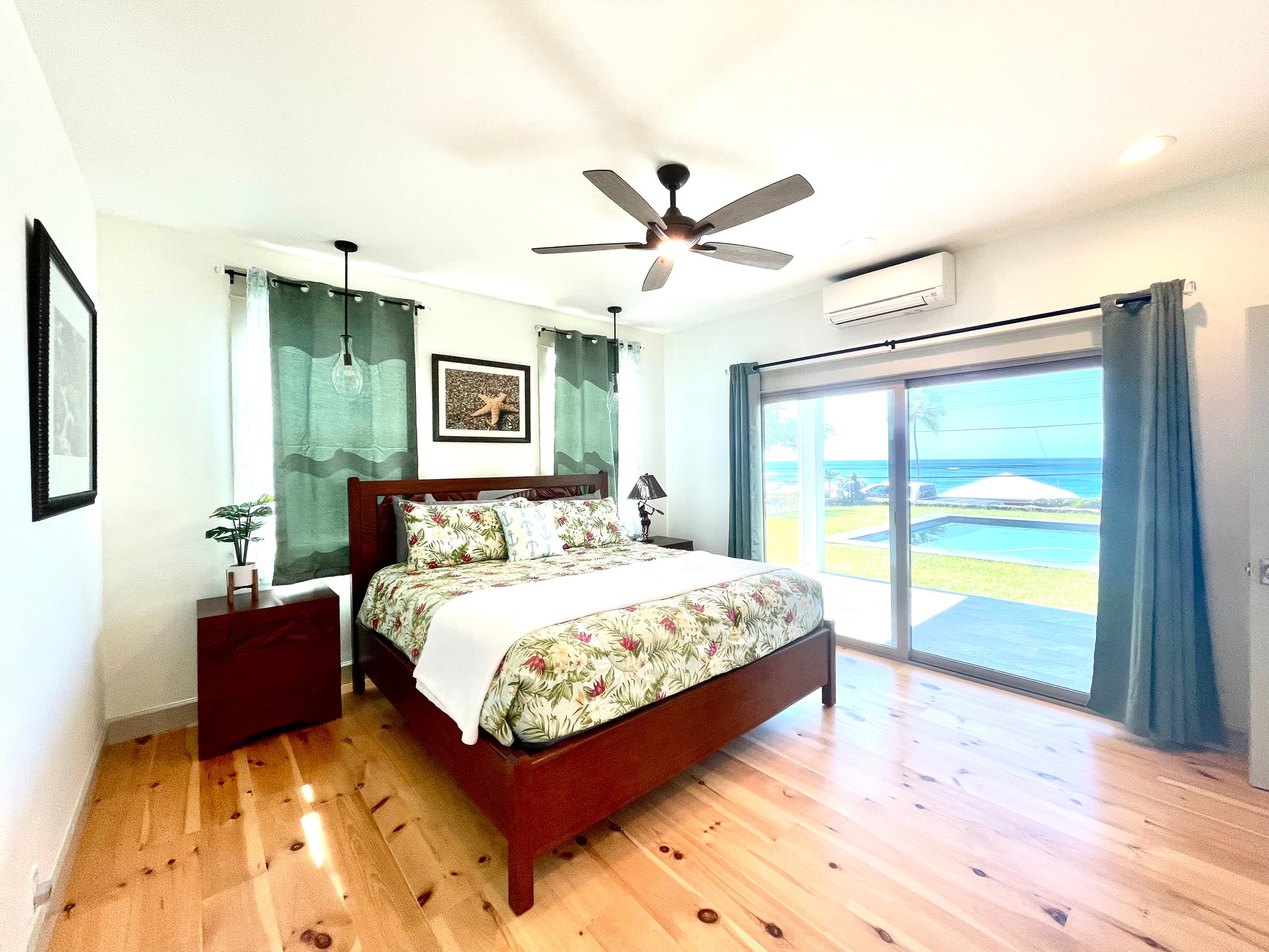 Home in Kailua-Kona · ★4.97 · 6 bedrooms · 12 beds · 5 baths - Image 49