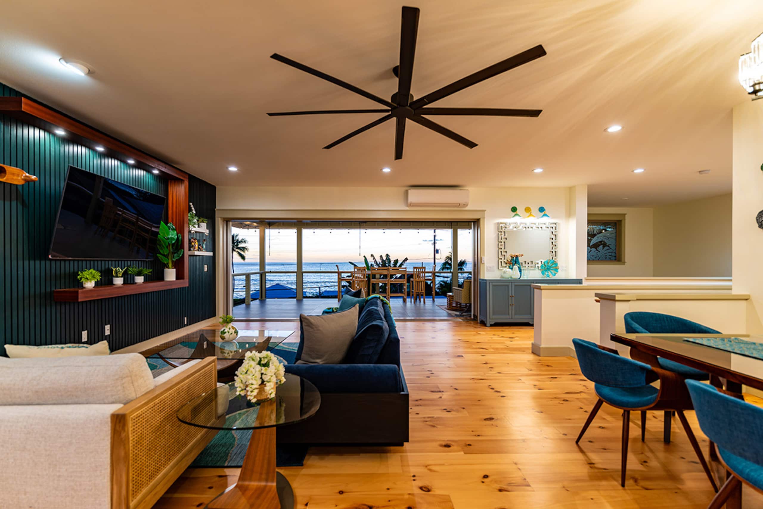 Home in Kailua-Kona · ★4.97 · 6 bedrooms · 12 beds · 5 baths - Image 17