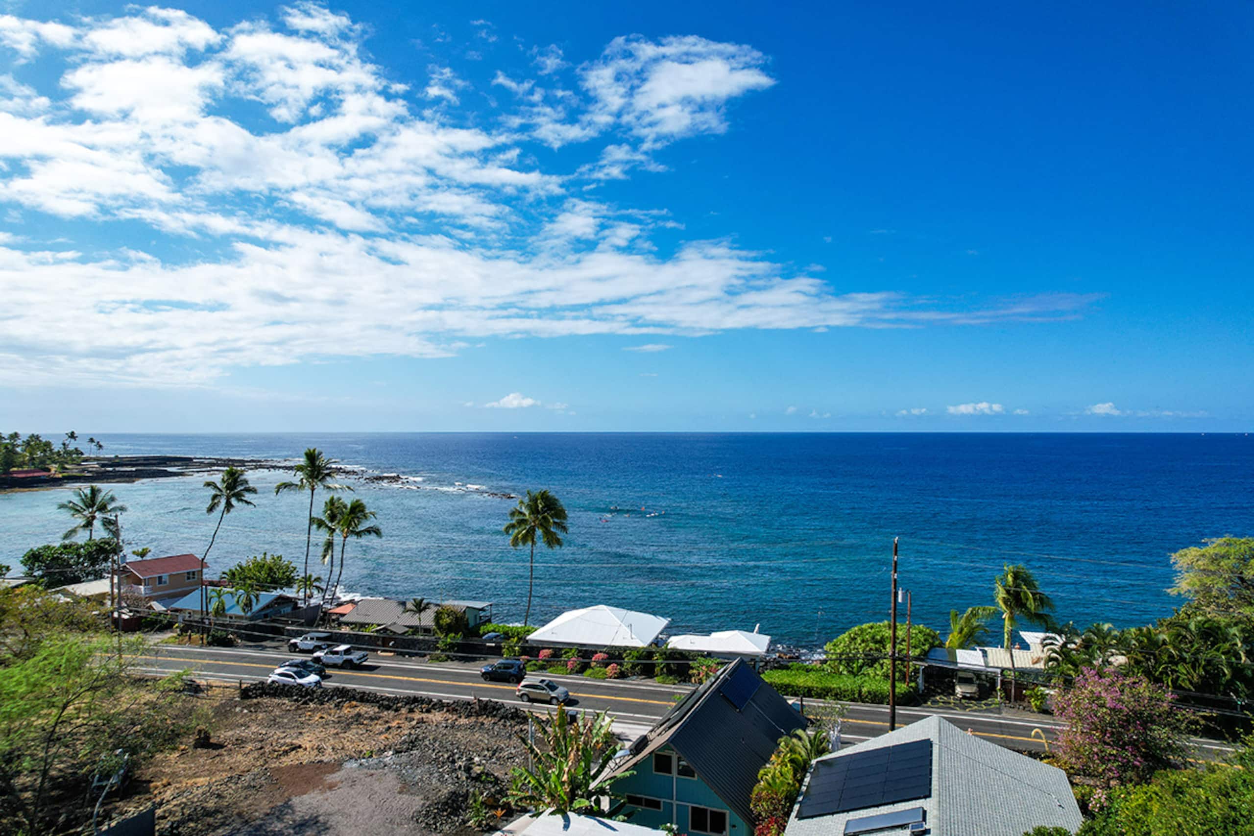 Home in Kailua-Kona · ★4.97 · 6 bedrooms · 12 beds · 5 baths - Image 144