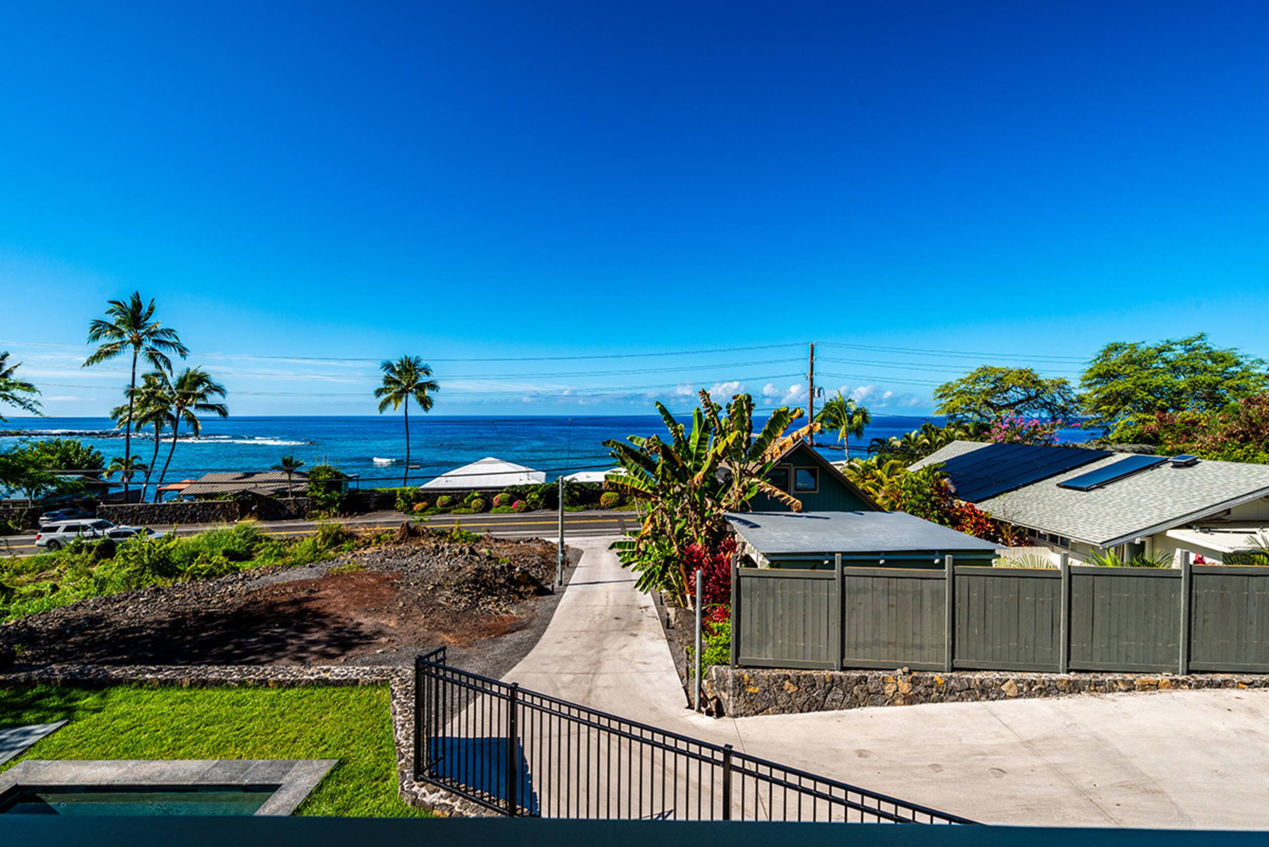 Home in Kailua-Kona · ★4.97 · 6 bedrooms · 12 beds · 5 baths - Image 111