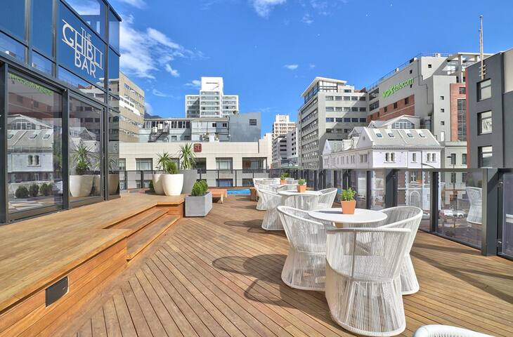 Stylish City Escape|Amazing View|Prime Location gallery image 4