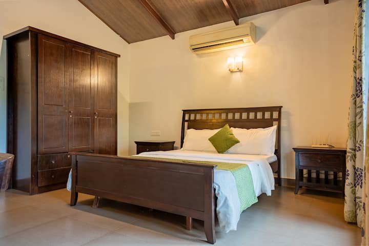 Bedroom 1 image 1