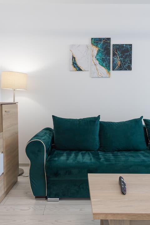 Successful Airbnb property: Dorian's Apartments - SDC Clover in Cluj