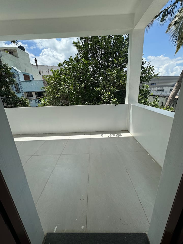 Polu’s Green Villa 2 photo 5