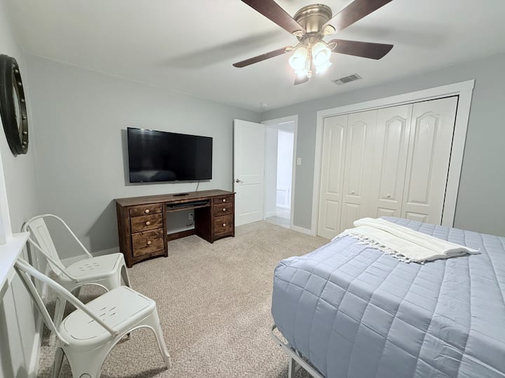 Schlafzimmer 2