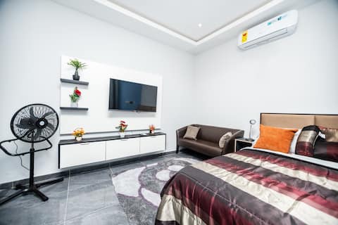 Stay with Peace, Spintex Road