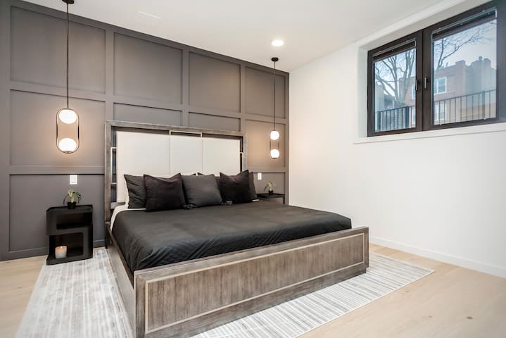 Ultra Modern Luxury – New Construction 4 Bedrooms