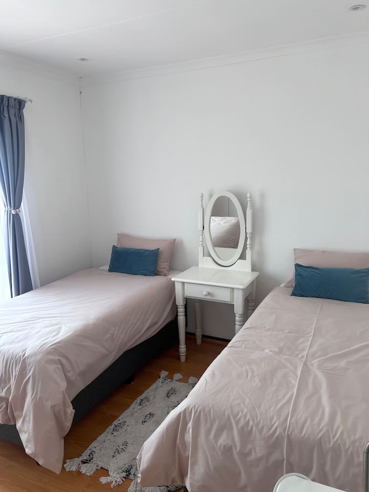 غرفة النوم 1