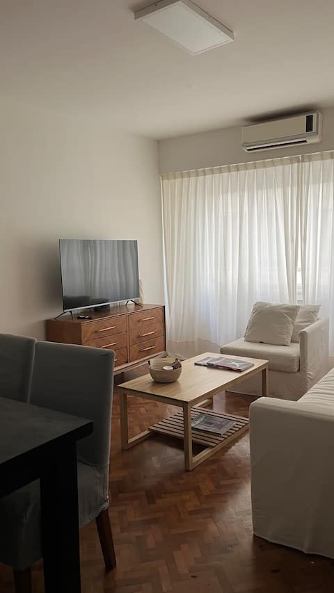 Propiedad de Airbnb exitosa: Elegance and a strategic location for experiencing Buenos Aires en Retiro