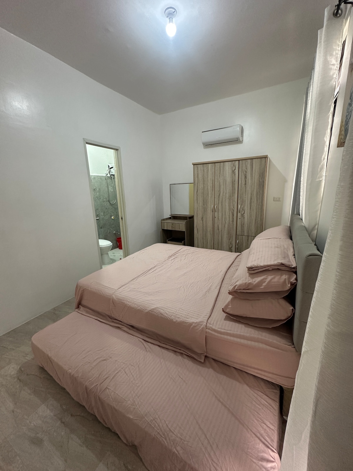 غرفة النوم 1