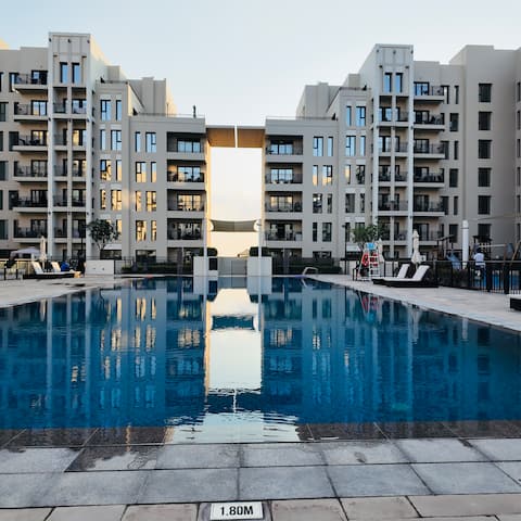 Successful Airbnb property: Lovely Calm 3BR Apt Easy Accessibility to Dubai in Al Yalayis 2