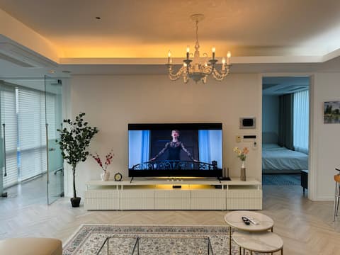 Deluxe COEX Conference high-rise Montclaire apt.