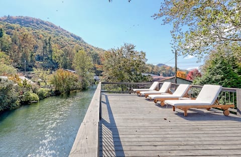 Lake Burton - Timpson Cove Luxury Cottage