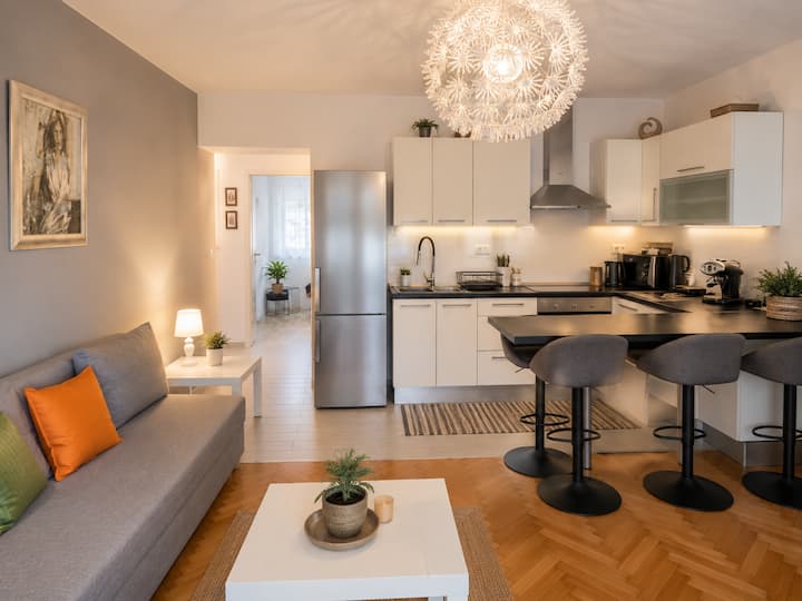 Split Center Poljud Ultra Modern + Free Parking - Split