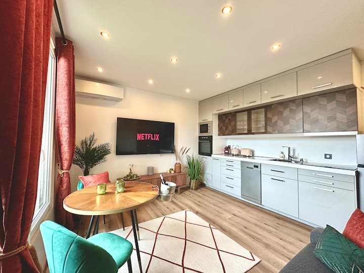 Love Room Jacuzzi - 5min Disney 30min Paris - Esbly