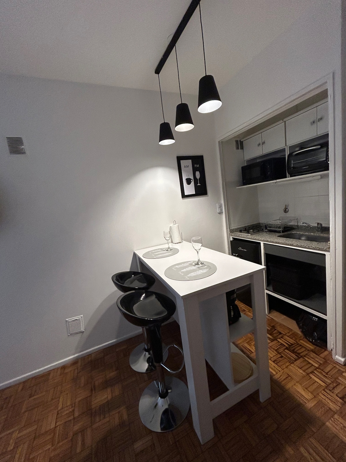 Monoambiente amoblado en Recoleta con patio y parrilla