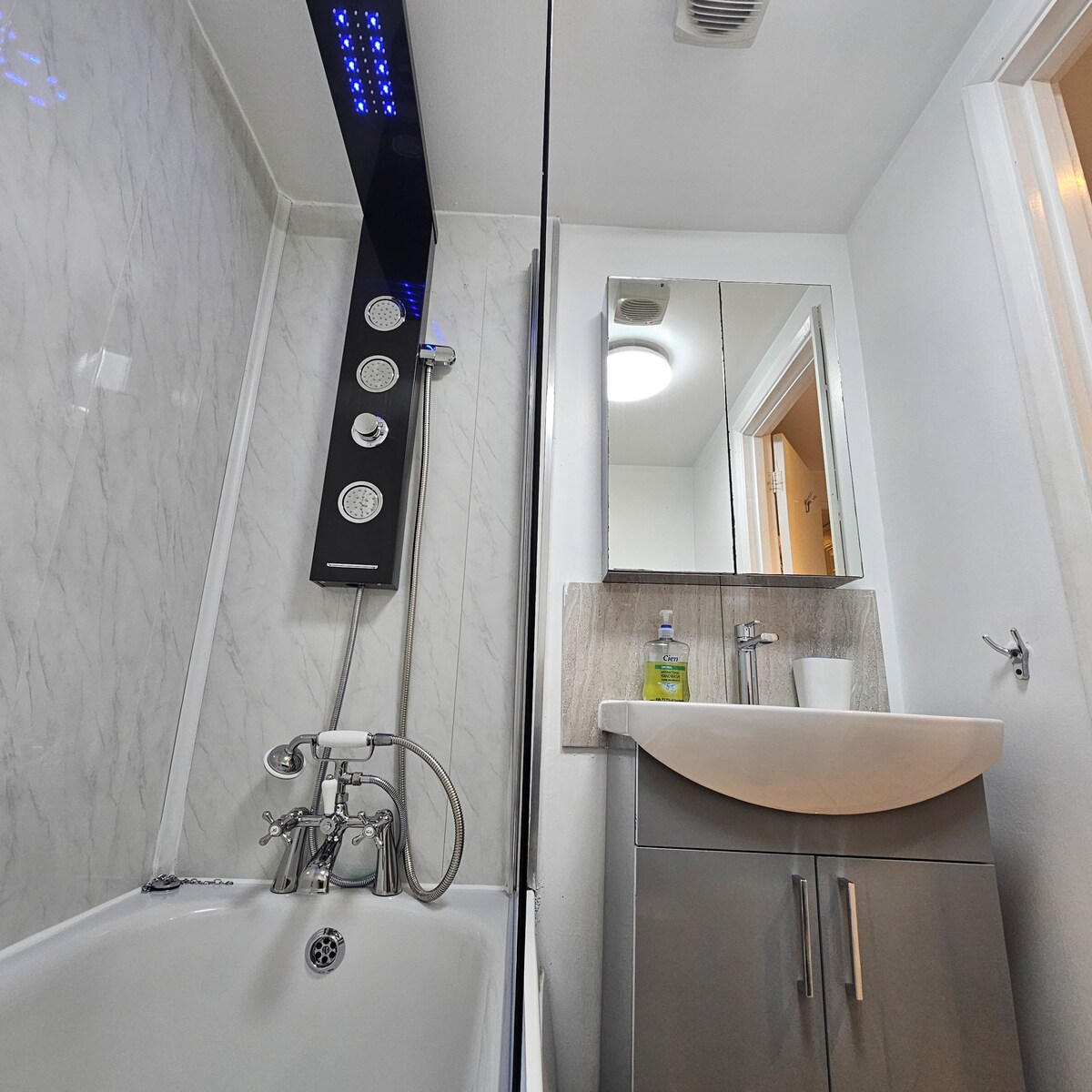 Immagine 8 della stanza