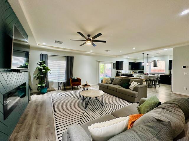 Spacious Family-Friendly Retreat