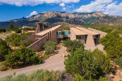 Sky-High Desert Oasis