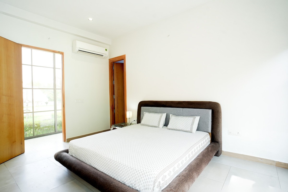 غرفة النوم 2