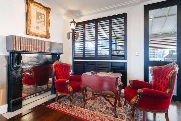 The London Royale – Penthouse + Private Terrace gallery image 5